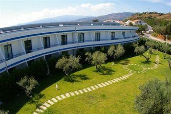 Hotel Club Cala Longa Montauro Eksteriør bilde