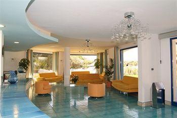 Hotel Club Cala Longa Montauro Eksteriør bilde