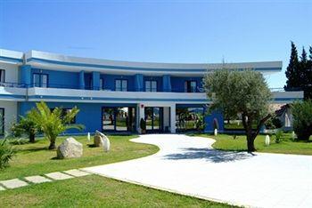 Hotel Club Cala Longa Montauro Eksteriør bilde
