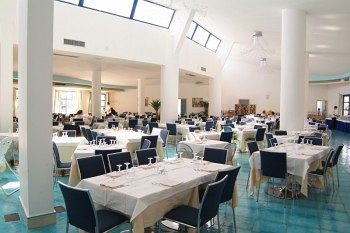 Hotel Club Cala Longa Montauro Eksteriør bilde