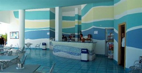 Hotel Club Cala Longa Montauro Eksteriør bilde